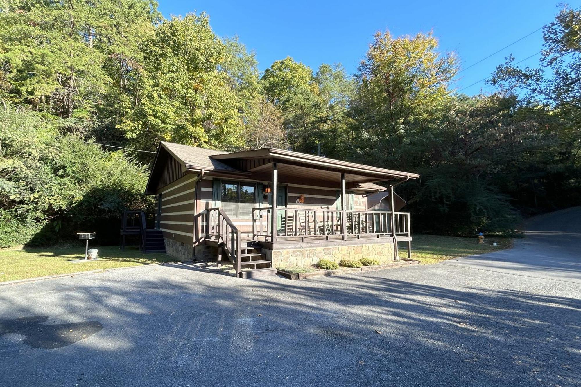 On Dolly Time 1 Mile From Dollywood Villa พิเจนฟอร์จ ภายนอก รูปภาพ